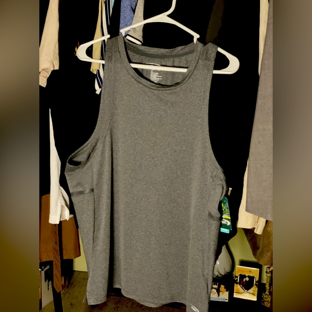 MENS TANK TOP .